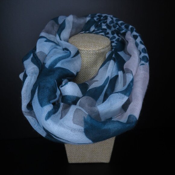 Infinity Scarf with Floral Pattern - Picture 1 of 2